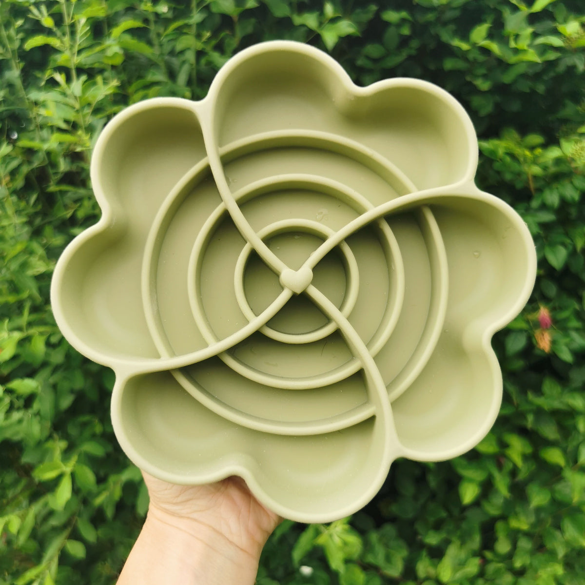 Blossom Spiral Silicone Enrichment Bowl